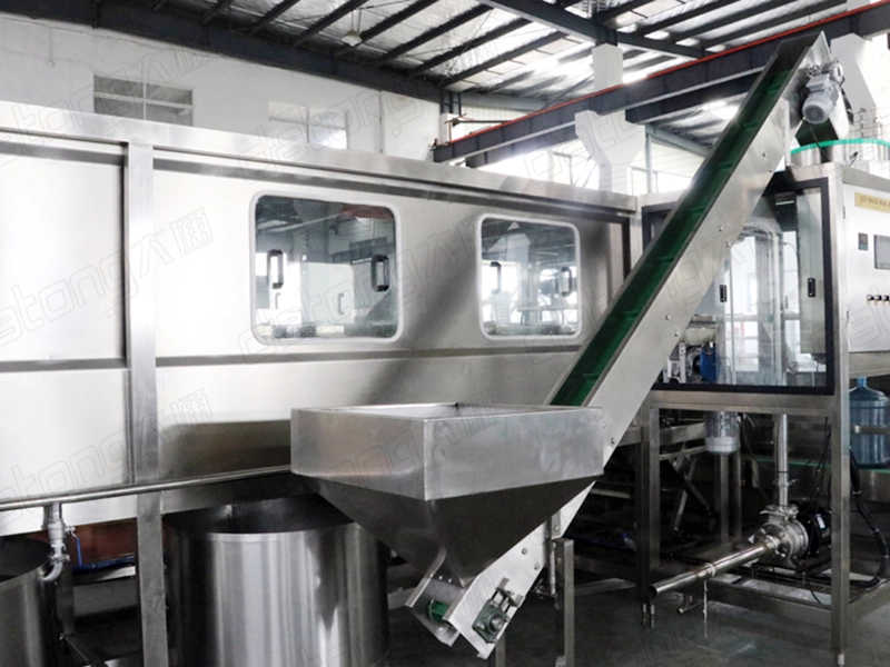900BPH 5Gallon Water Filling Machine