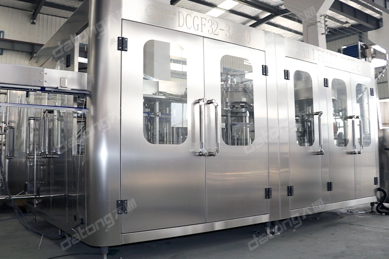 10000BPH DCGF32-32-10 Carbonated Drink Filling Machine