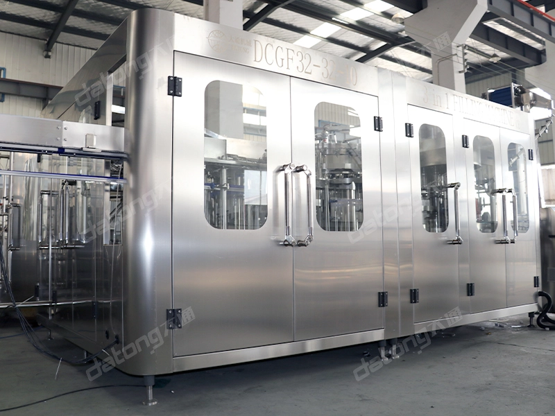 Carbonated Soft Drink Filling Machine