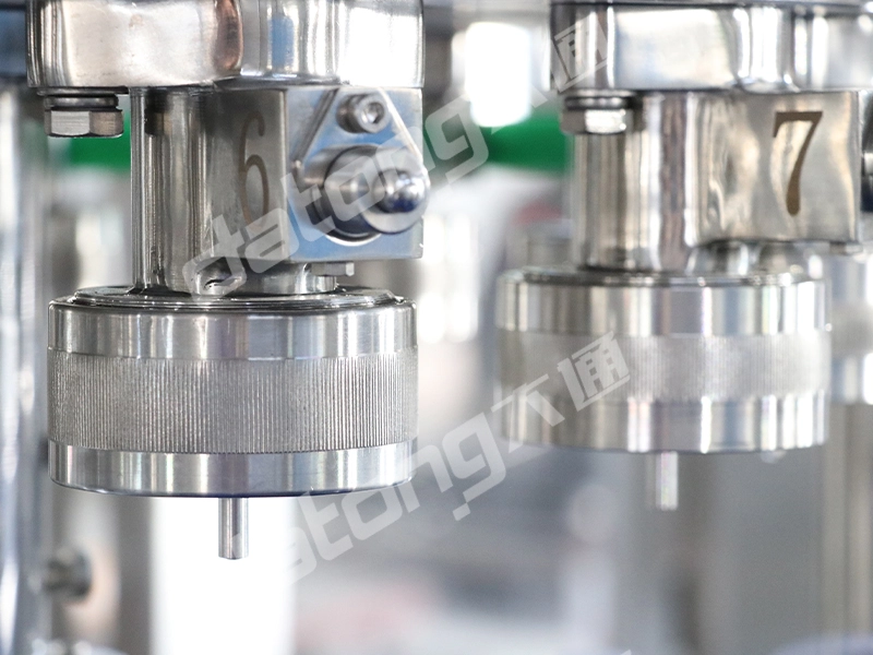 1000-2000CPH 2 in 1 Model Beer Can Filling Machine