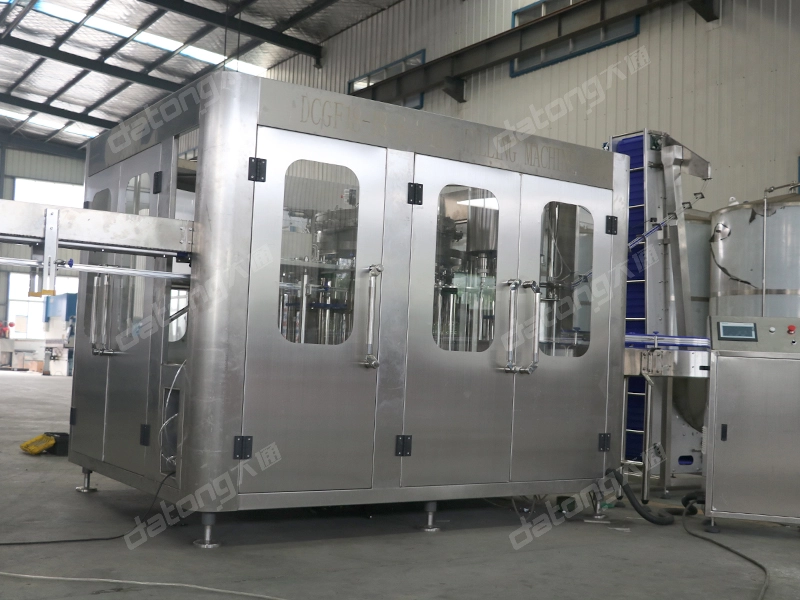 5000BPH DCGF18-18-6 CARBONATED SOFT DRINK FILLING MACHINE