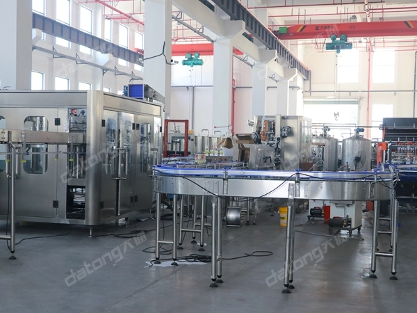 7000BPH DCGF24-24-8 Carbonated Drink Filling Machine