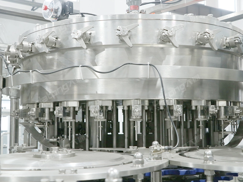 7000BPH DCGF24-24-8 Carbonated Drink Filling Machine