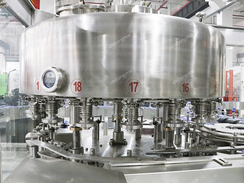 8000CPH YGF18-4 Can Filling Machine