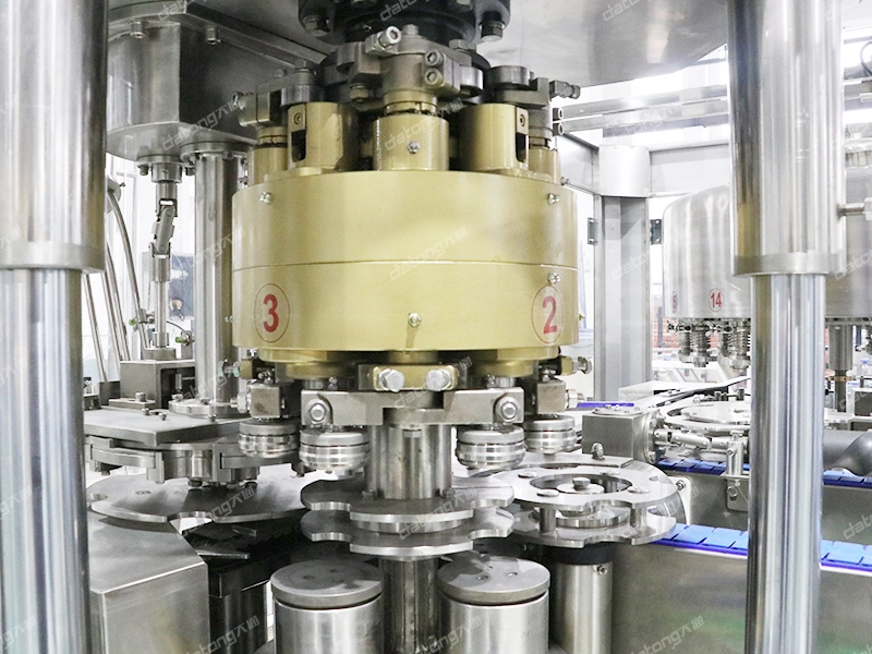 8000CPH YGF18-4 Can Filling Machine